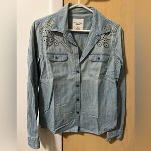American Eagle Studded Denim Button-Up Shirt Size S